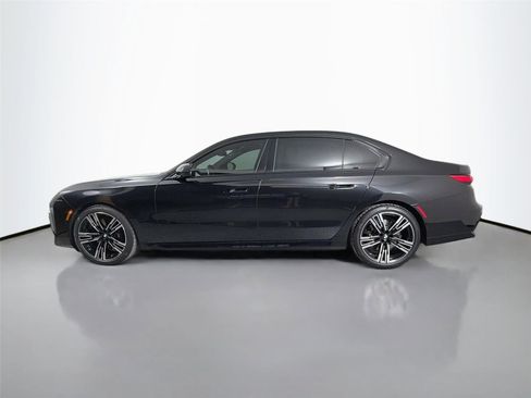 Used 2024 BMW 740i xDrive w/ Premium Package 2 AWD/4WD image 8