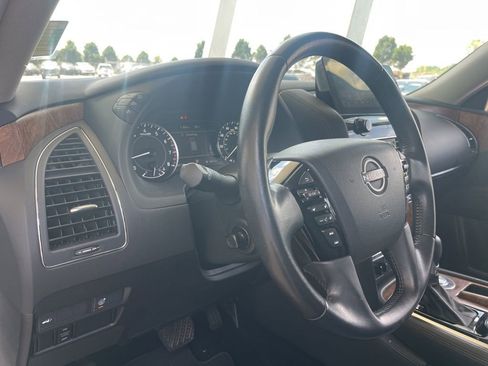 Used 2022 Nissan Armada SL RWD image 9