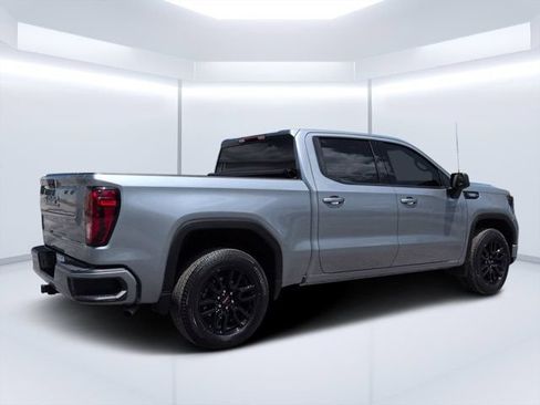 Used 2025 GMC Sierra 1500 Elevation AWD/4WD image 3