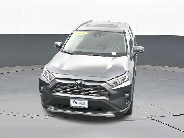 Used 2019 Toyota RAV4 Limited FWD image 63