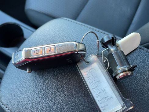 Used 2025 Kia Soul LX w/ LX Technology Package image 21