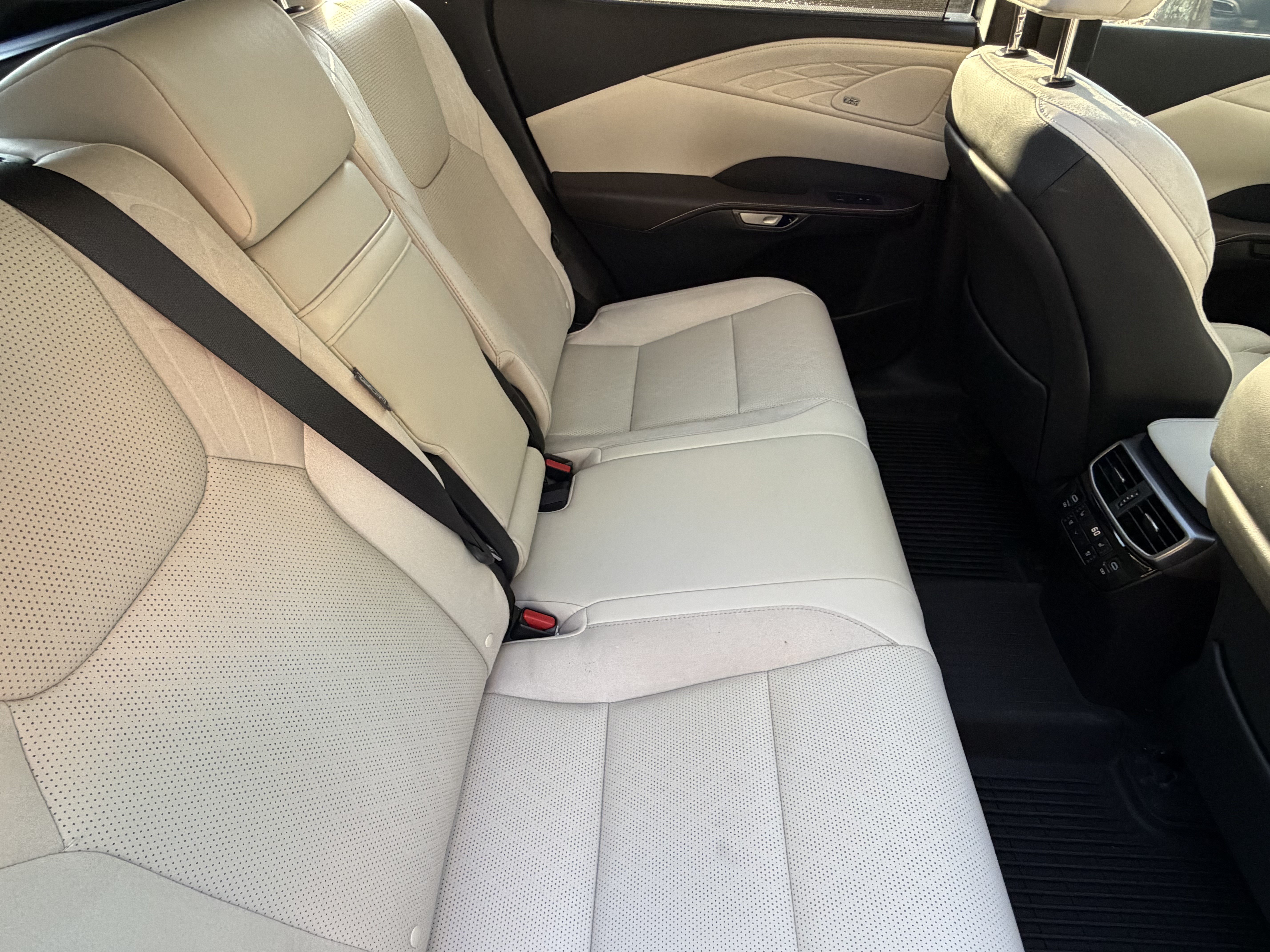 Used 2026 Lexus RX 350 FWD w/ Convenience Package image 38