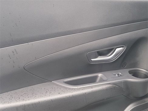 Used 2023 Hyundai Santa Cruz SEL Premium image 16