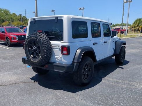 Used 2023 Jeep Wrangler Unlimited w/ Convenience Group AWD/4WD image 6
