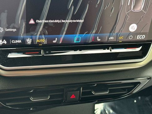 New 2025 Volkswagen ID.4 Pro image 20