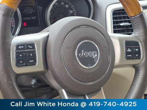 Used 2011 Jeep Grand Cherokee Overland w/ Mopar Chrome Edition Group AWD/4WD image 20