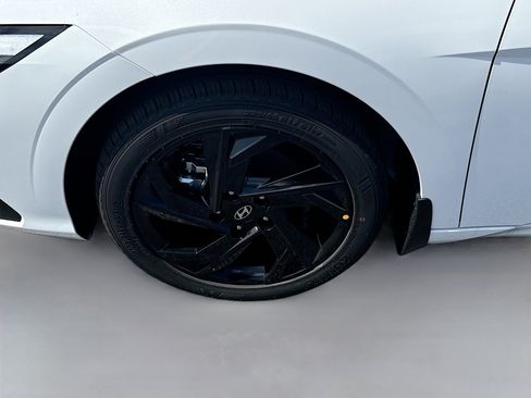 New 2026 Hyundai Elantra Sport FWD image 23