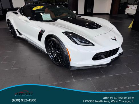 Used 2016 Chevrolet Corvette Z06 w/ 3LZ Preferred Equipment Group image 1