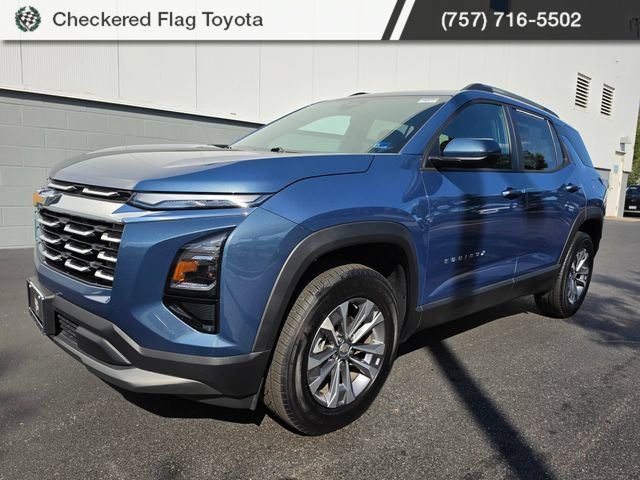 Used 2025 Chevrolet Equinox LT w/ Convenience Package II FWD image 1