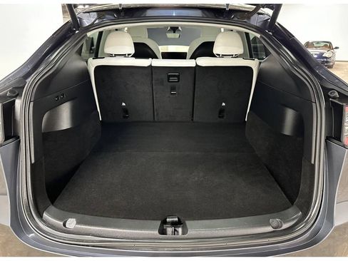 Used 2022 Tesla Model Y Performance image 15