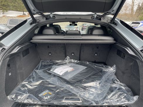 New 2026 BMW X6 xDrive40i image 7