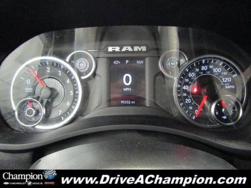 Used 2022 RAM 2500 Big Horn image 28