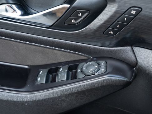 Used 2020 Chevrolet Traverse High Country AWD/4WD image 31