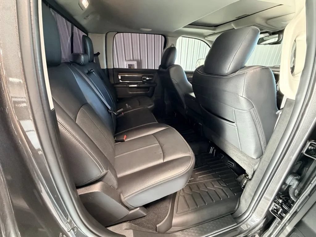 Used 2018 RAM 2500 Laramie w/ Off Road Package AWD/4WD image 35
