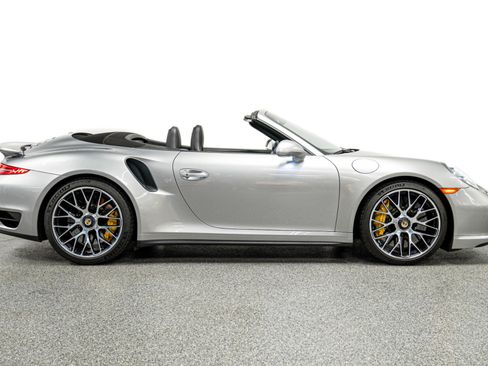 Used 2016 Porsche 911 Turbo S image 47