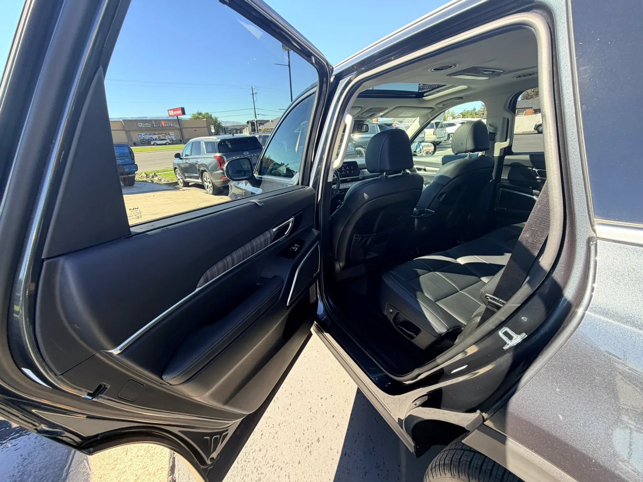 Used 2024 Kia Telluride EX AWD/4WD image 21