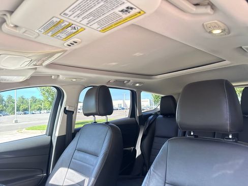 Used 2014 Ford Escape Titanium AWD/4WD image 30