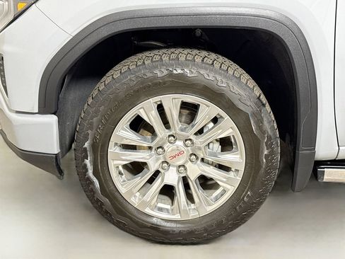 Certified 2025 GMC Sierra 1500 Denali w/ Technology Package AWD/4WD image 31