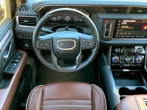 Certified 2023 GMC Yukon XL Denali Ultimate image 5