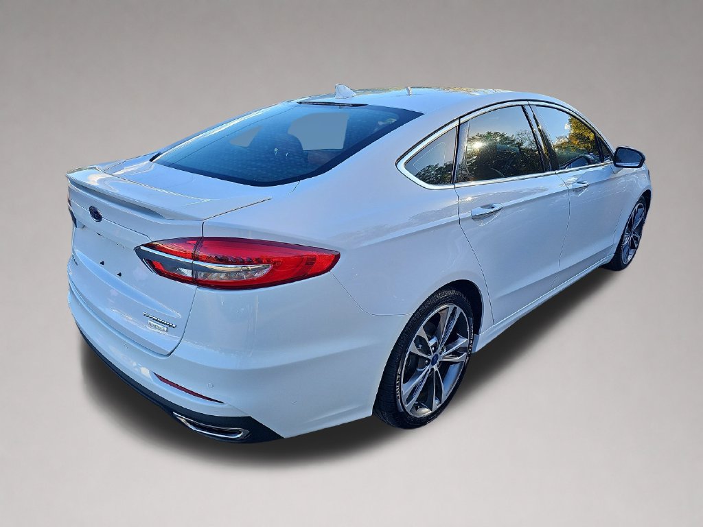Used 2020 Ford Fusion Titanium FWD image 4