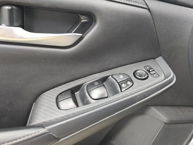 Used 2024 Nissan Sentra SV FWD image 22