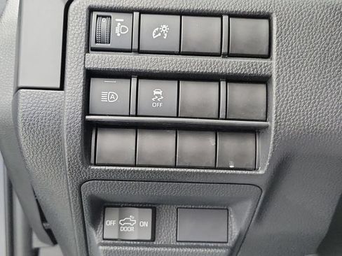 Used 2025 Toyota Tacoma SR RWD image 30