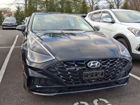Used 2023 Hyundai Sonata SEL w/ Preferred Accessory Package image 2