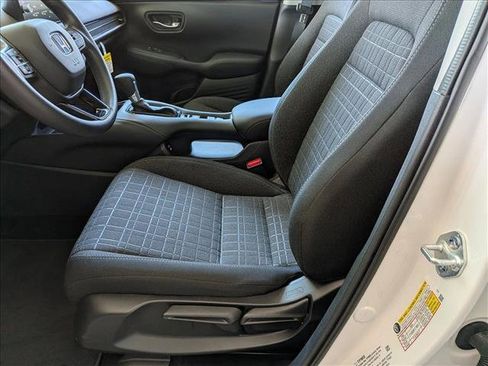 Certified 2026 Honda HR-V LX image 15