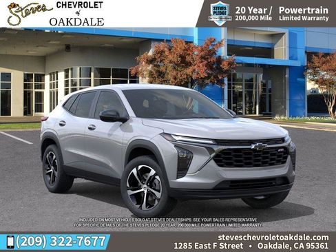 New 2026 Chevrolet Trax RS w/ Driver Confidence Package image 7