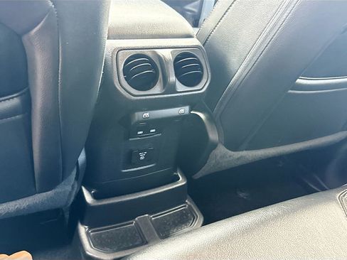 Used 2023 Jeep Wrangler Unlimited Sahara w/ Cold Weather Group image 28