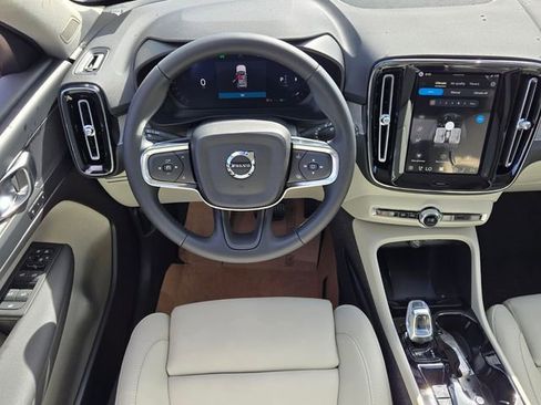 New 2026 Volvo XC40 B5 Plus w/ Protection Package Premier image 17