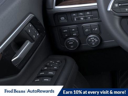 New 2026 Chevrolet Suburban LT w/ Comfort Package image 22