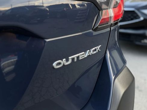 Used 2025 Subaru Outback Premium image 37