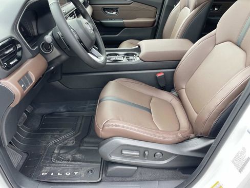 New 2026 Honda Pilot Touring image 15