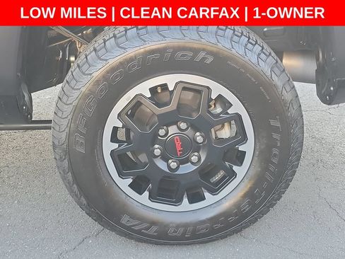 Used 2025 Toyota Tacoma TRD Off-Road AWD/4WD image 8
