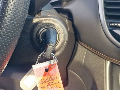 Used 2019 Chevrolet Trax LT image 34