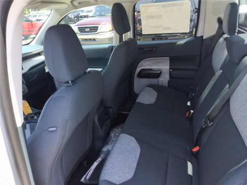 New 2026 Ford Maverick XLT w/ XLT Luxury Package FWD image 17