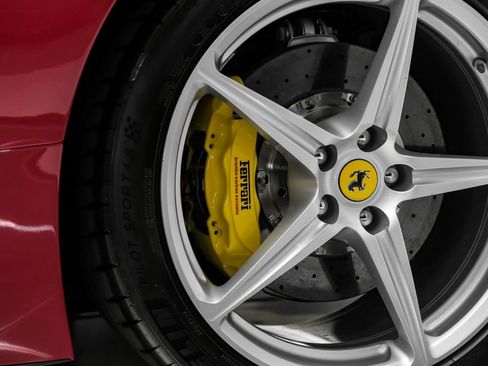Used 2014 Ferrari 458 Spider RWD image 65