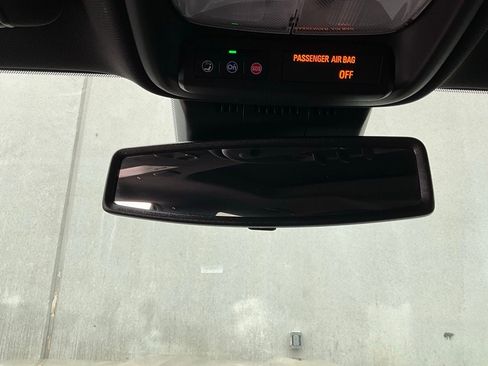 Used 2024 Chevrolet Colorado Z71 w/ Z71 Convenience Package 2 image 20