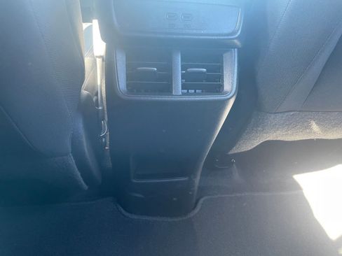 Used 2025 Chevrolet Equinox LT image 22