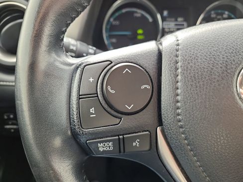 Used 2017 Toyota RAV4 Limited w/ Advanced Technology Package image 27