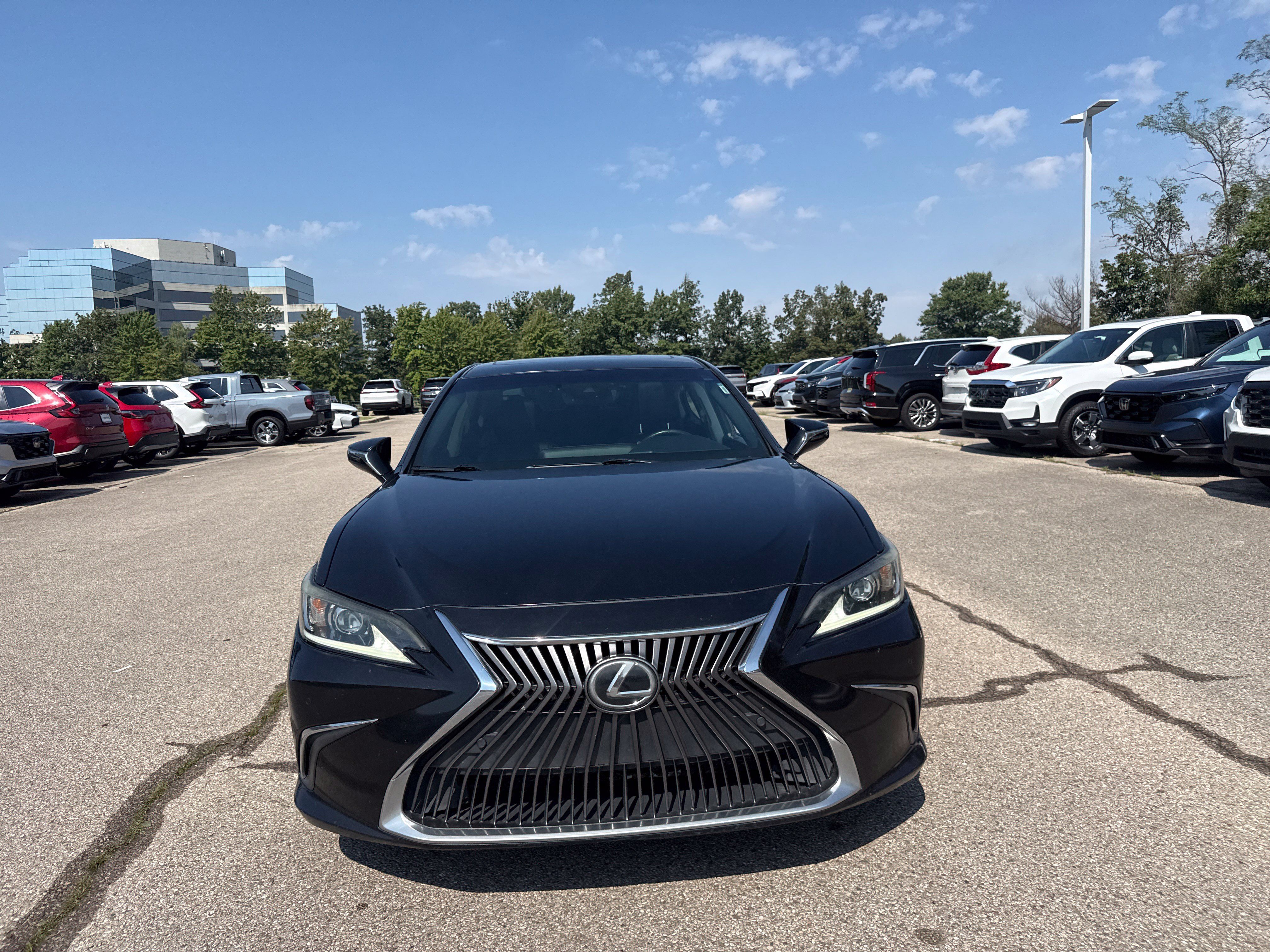 Used 2019 Lexus ES 350 w/ Premium Package FWD image 20