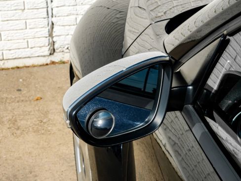 Used 2013 Volkswagen Beetle 2.0T image 34