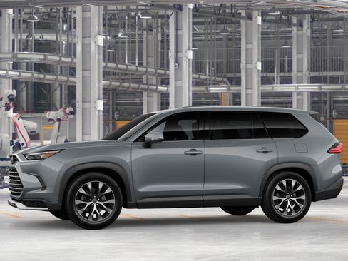 New 2026 Toyota Grand Highlander AWD Hybrid image 3