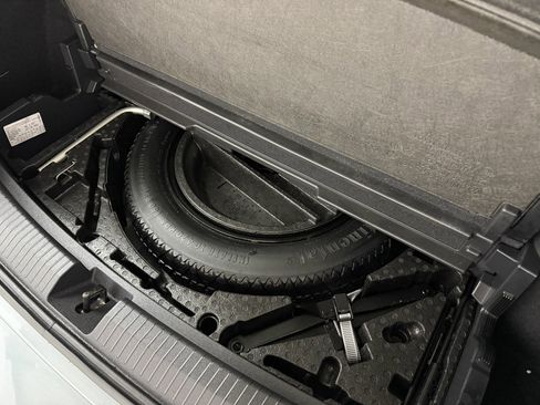 Used 2019 Volkswagen Tiguan SE w/ Panoramic Sunroof Package image 61