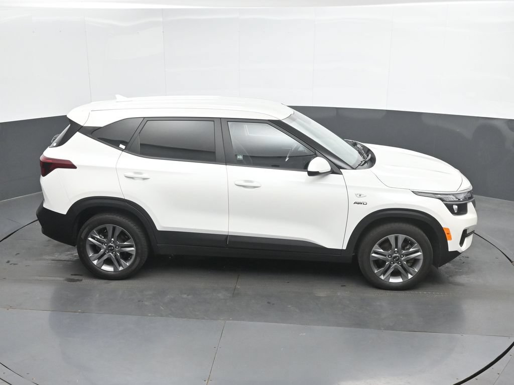 Used 2021 Kia Seltos LX AWD/4WD image 33
