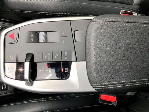 Used 2023 BMW X1 xDrive28i w/ Premium Package image 25