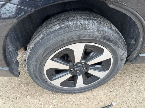 Used 2018 Subaru Forester 2.5i Limited AWD/4WD image 8