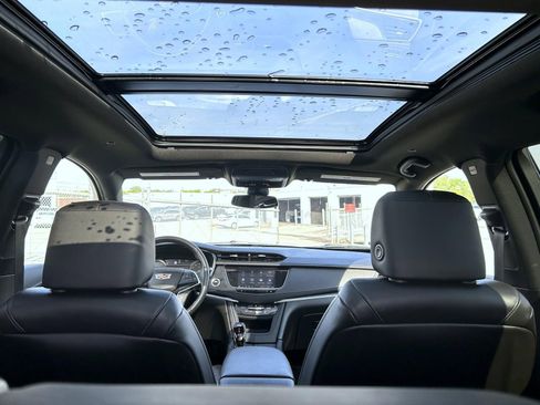 Certified 2023 Cadillac XT5 Premium Luxury w/ LPO, Floor Liner Package AWD/4WD image 23