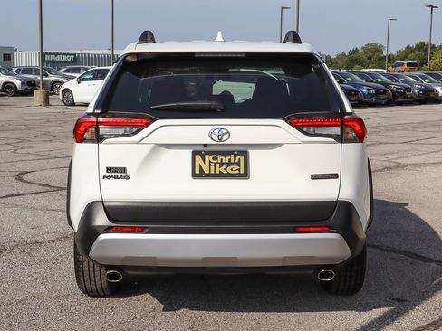 Used 2024 Toyota RAV4 Adventure image 5